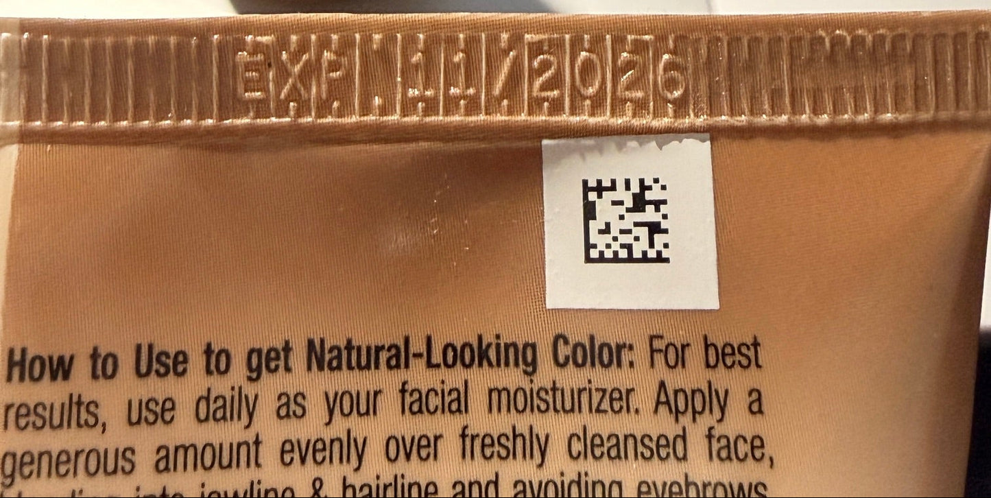 Jergens Natural Glow Face Moisturizer SPF 20 - Medium to Dark skin tones - 2 floz