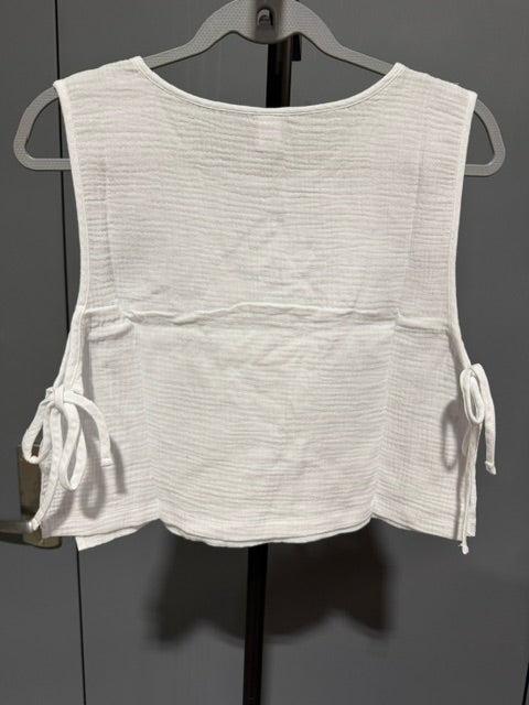 Zenana Sleeveless Side Tie Top, White QT-7268Y