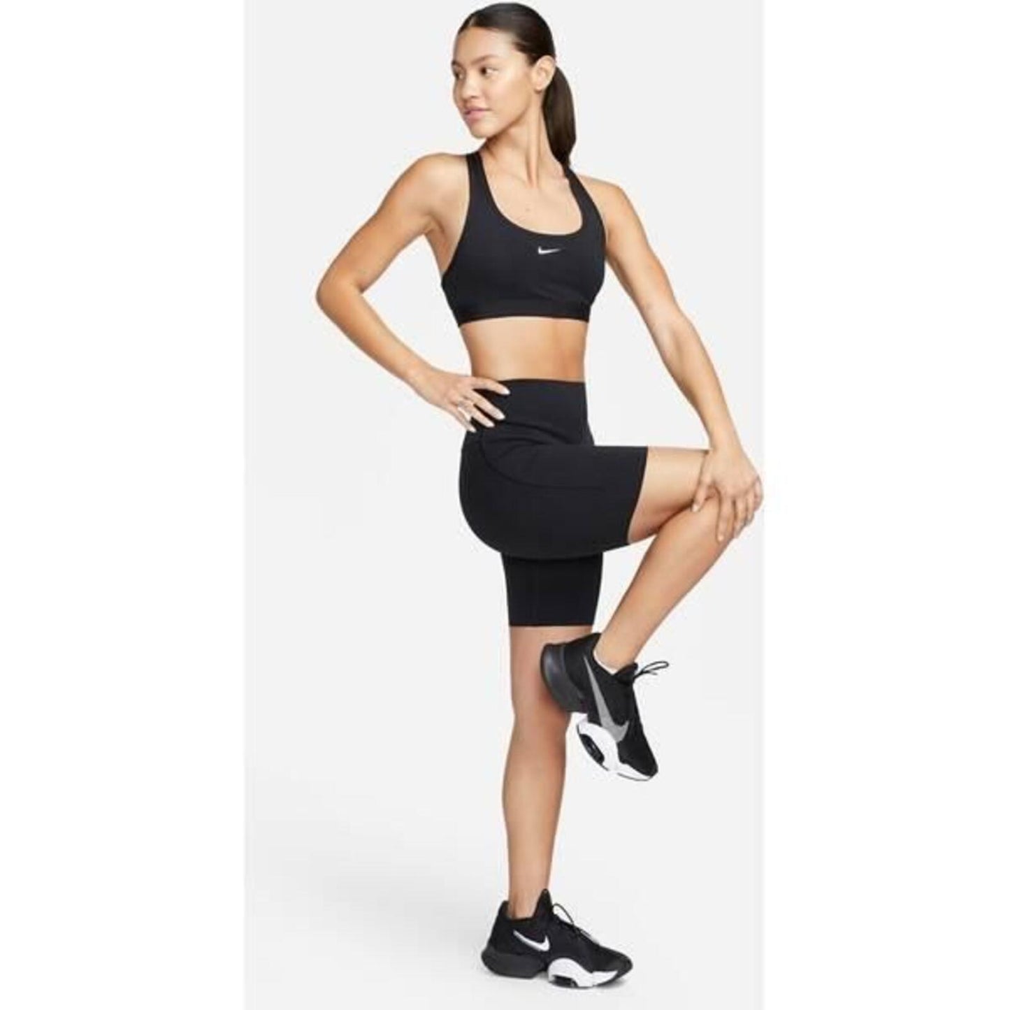 Nike Swoosh Light Support Sports Bra,