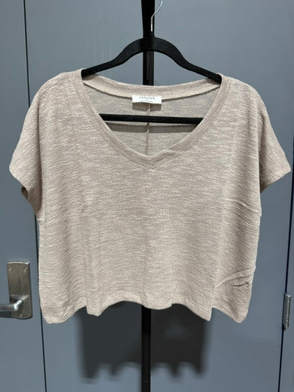 Zenana V-Neck Flowy Boxy Crop Top HT-2361A Light Mocha