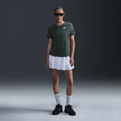 Nike Women's Sportswear Club T-shirt
