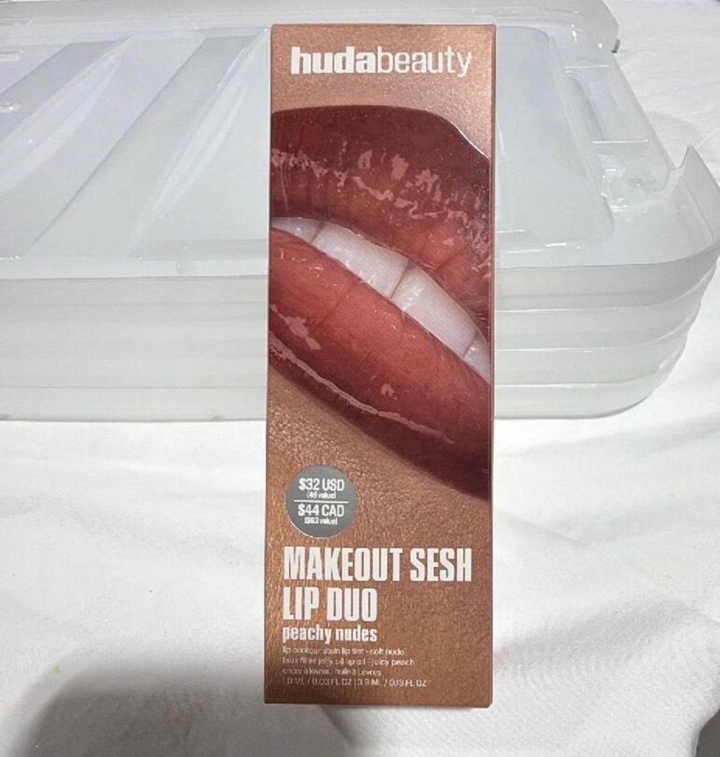 Huda Beauty - Makeout Sesh Lip Duo Peachy Nudes